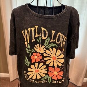Wild Love Graphic Tee - Black